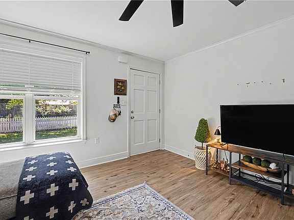 4th image of 70419 F St