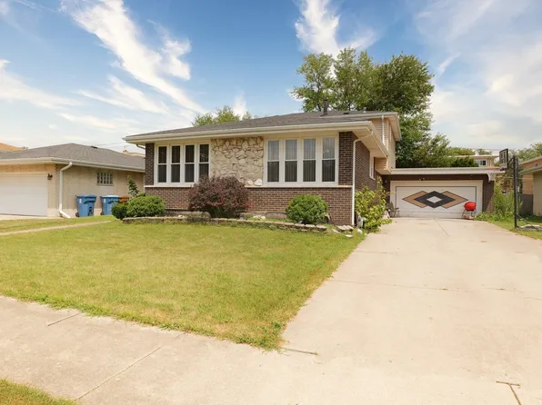 10313 S Karlov Ave, Oak Lawn, IL 60453