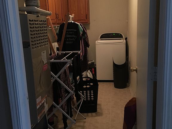 3rd image of 3356 Hapsburg Way
