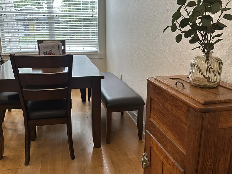 Kitchen & Dining Room