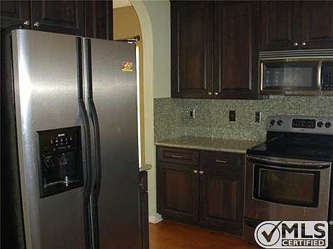 4th image of 5637 NW Coventry Cir
