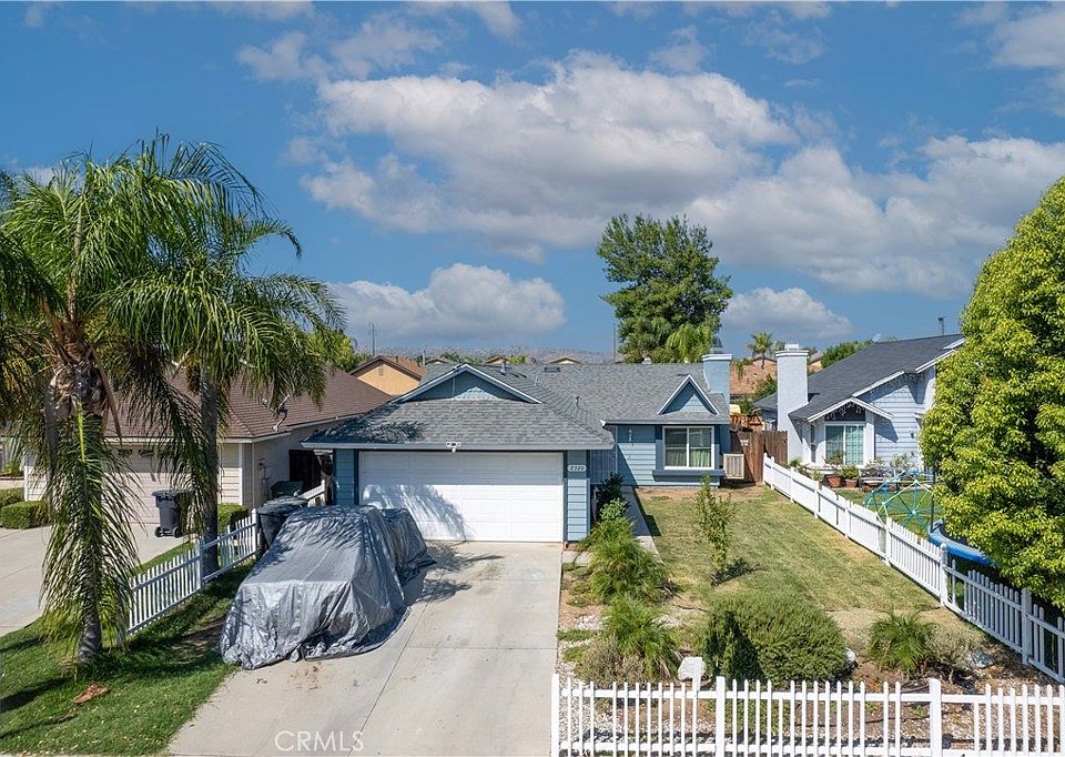 1st image of 2320 Cloverfield St