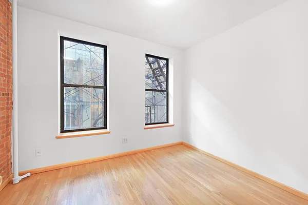 Rented by Douglas Elliman | media 11