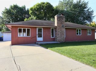 1451 Woodhill Rd, Burnsville, MN 55337
