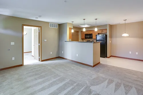 Deer Lakes Apartments Photo 1