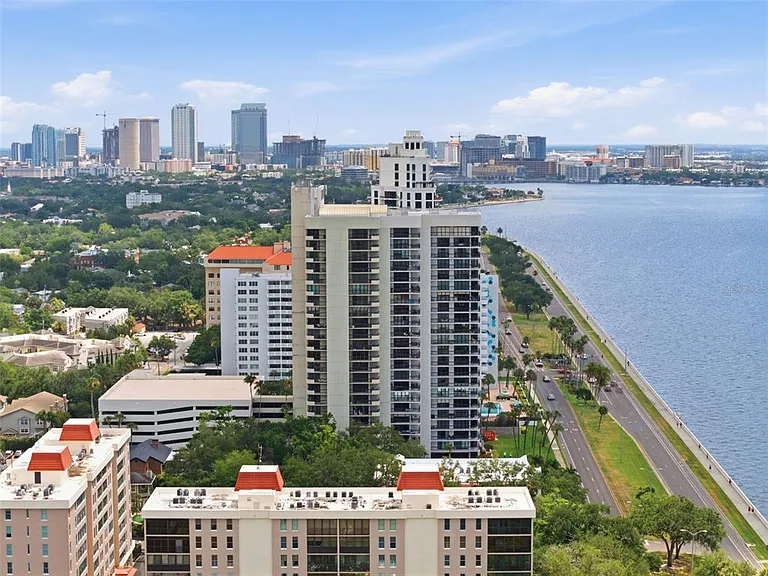 2413 Bayshore Blvd #1004 — Photo 49