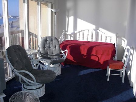 3rd bdrm or 2nd living with water view