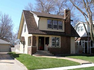 816 W 27th St, Kearney, NE 68845