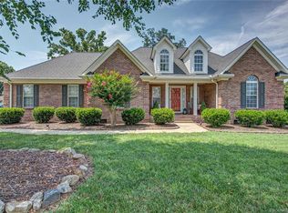 303 Landry Dr, Kings Mountain, NC 28086