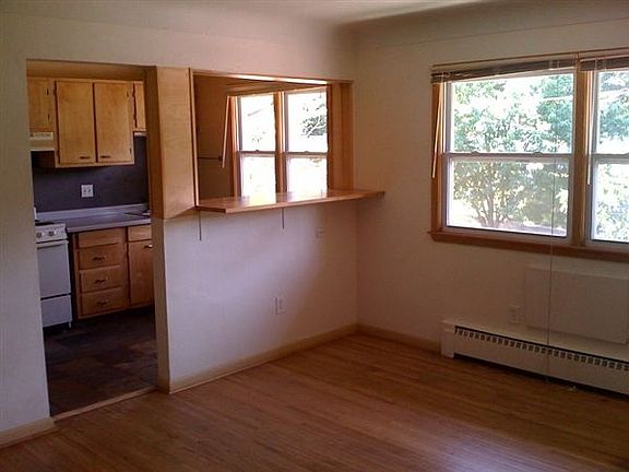 149 Morton Living Room
