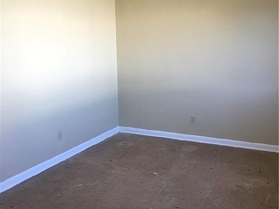 4th image of 1417 Milburn Ave #1417-1421-