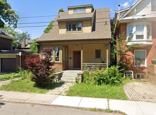 58 Fairholt Rd S #B, Hamilton, ON L8M 2T4
