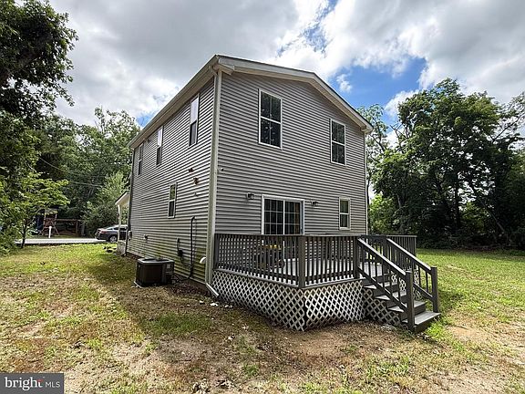 5th image of 434 Manor Ave