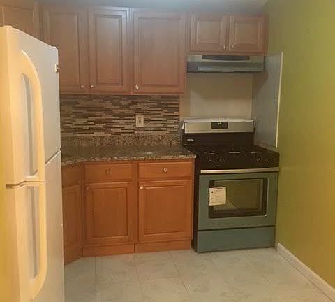 3rd image of 11271 Bedell St #2
