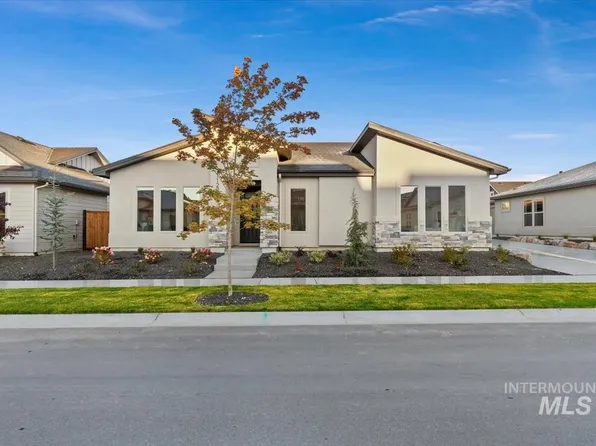 11141 S Corballis Ln, Kuna, ID 83634