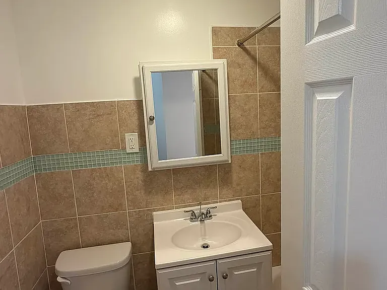 48-12 58th Ln #3 — Photo 7