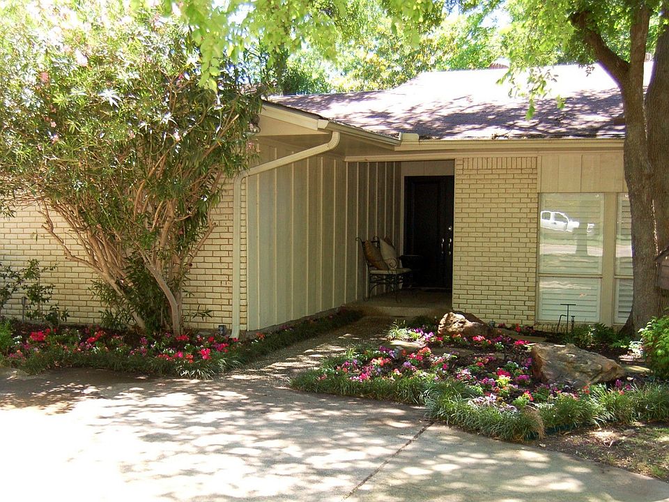 could be traditional or modern