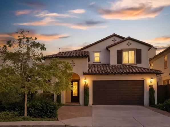 443 Machado Way, Vista, CA 92083