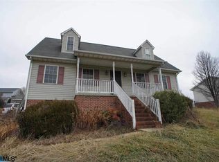 251 Long Meadow Rd, Fishersville, VA 22939