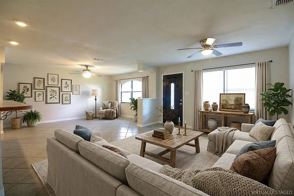 3 bed, 1.5 bath, 1275 sqft, $1,850 — Photo 4