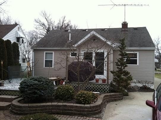 2nd image of 310 Hilliard Rd