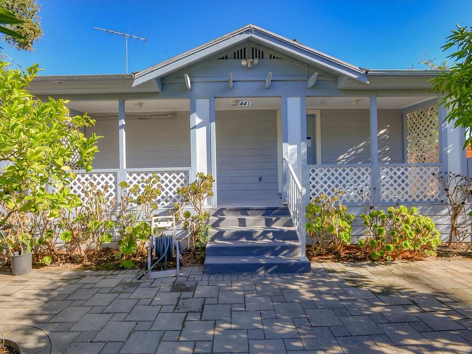1st image of 441 Fernando Ave