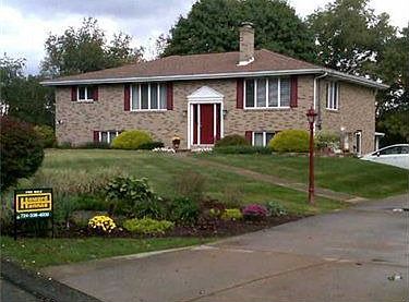 1st image of 400 Primrose Dr