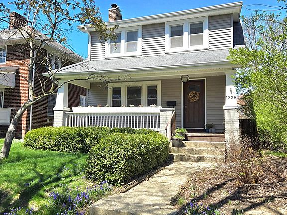 3rd image of 1328 Haines Ave