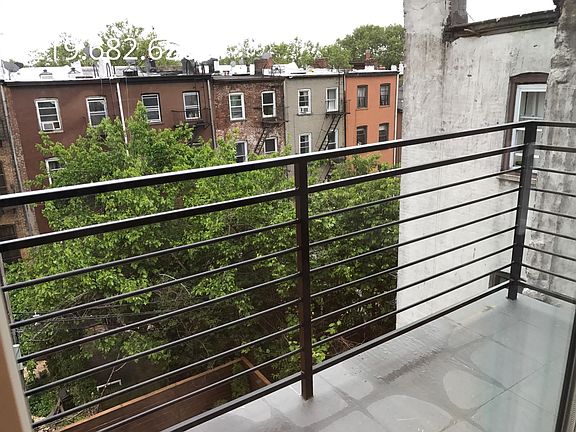 5th image of 752 Quincy St APT 03A