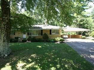 7900 New Maple Rd, Evansville, IN 47710