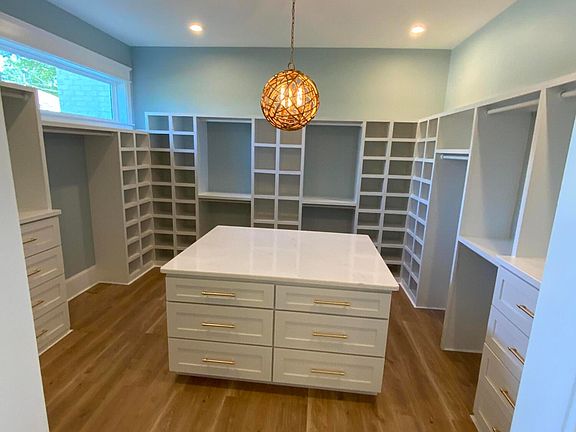 5th image of 717 Penn Rd