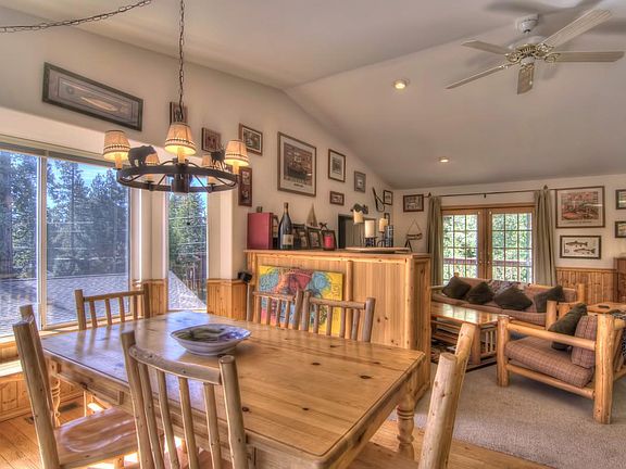 3rd image of 7455 Kingswood Dr