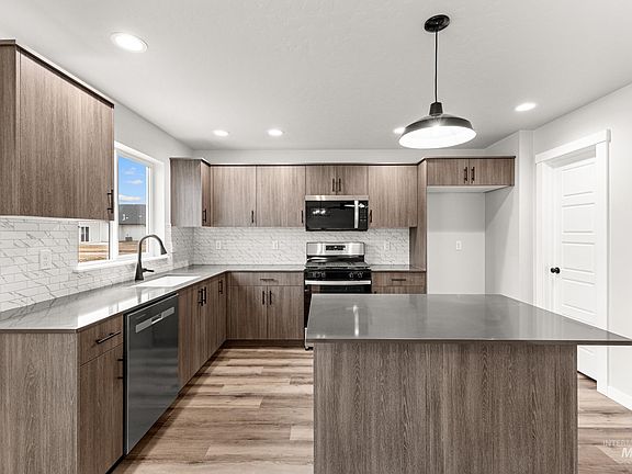 4th image of 5408 S Desert Cactus Ave