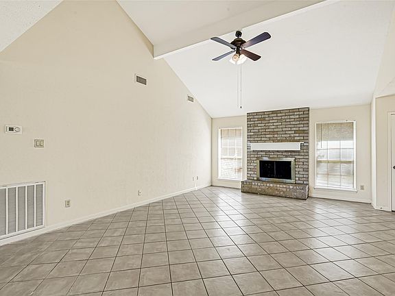 3rd image of 6910 Fawn River Dr