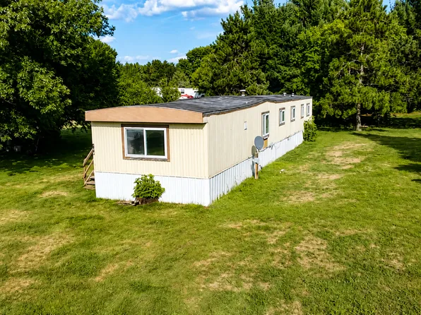 106 Park Cir, Ottertail, MN 56571