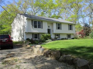 20 Oakland Rd, Richmond, RI 02892