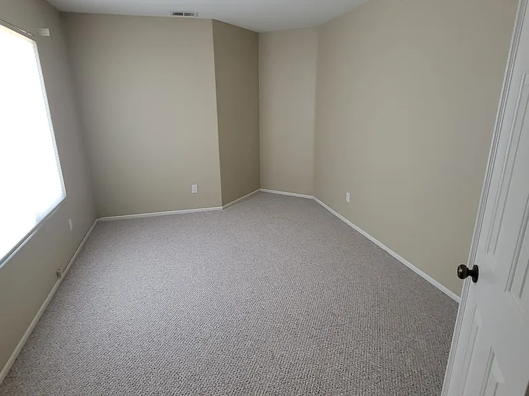 23561 Bending Oak Ct — Photo 9