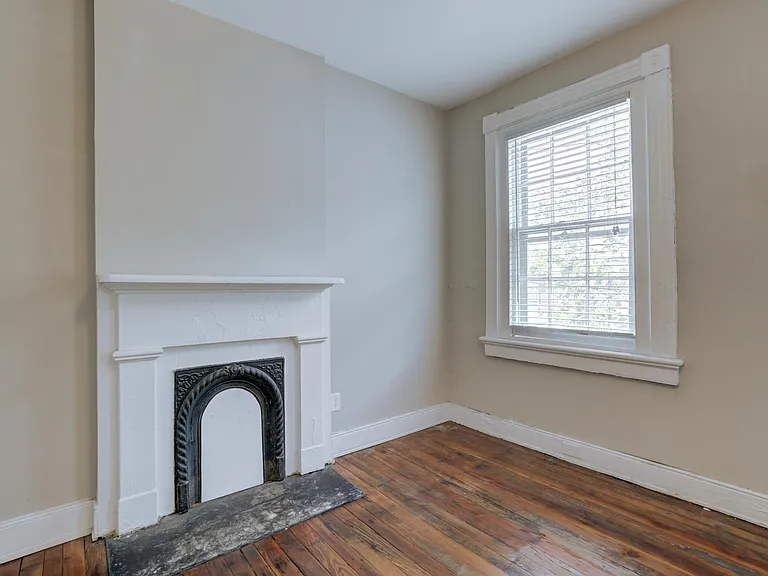 2406 E Clay St #2 — Photo 13