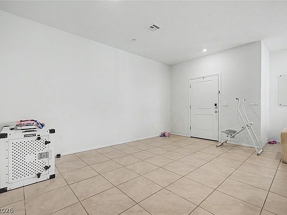 5th image of 1101 Ammonite Ave