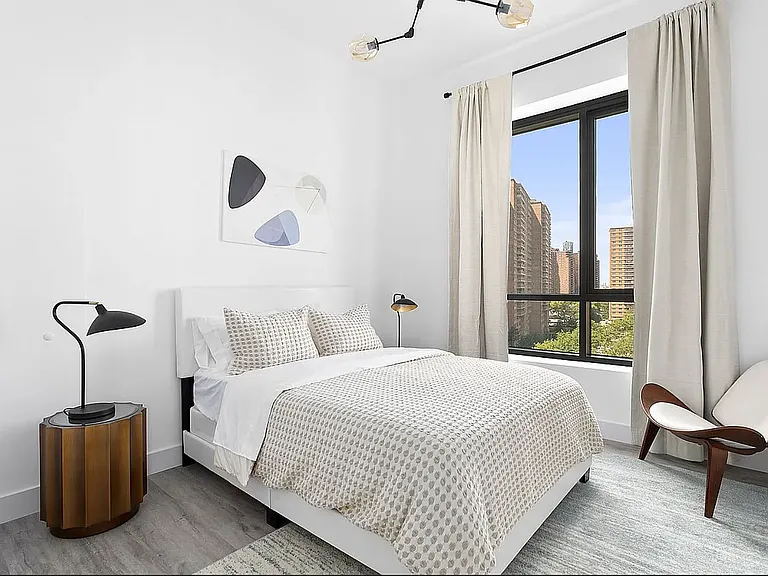 221 Sea Breeze Ave #10B — Photo 5