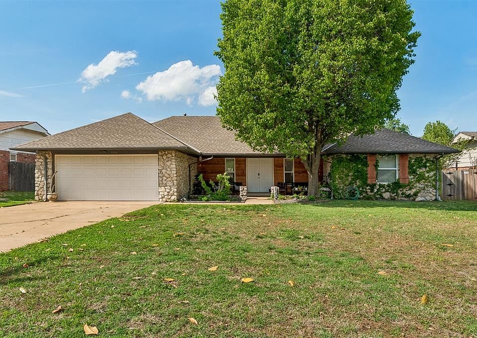1st image of 1305 Smiling Hill Blvd