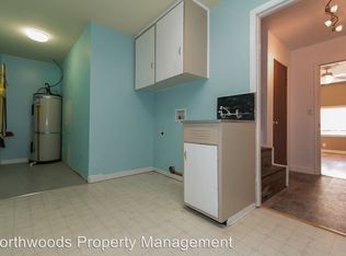 235 Alva Park Dr, Eugene, OR 97402
