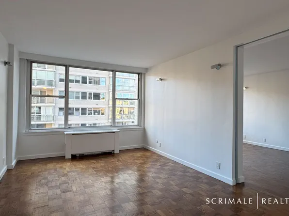 169 East 69th Street image 11 of 14