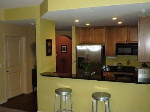 4th image of 975 Lincoln St APT 6f