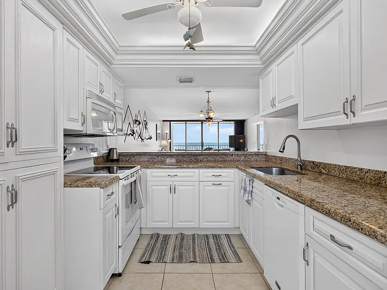 5061 N Highway A1A #705 — Photo 16