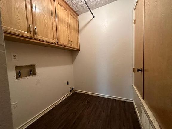 5th image of 309 Brookwood Dr