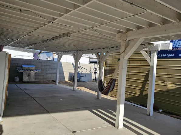 238 E Avenue P1, Palmdale, CA 93550