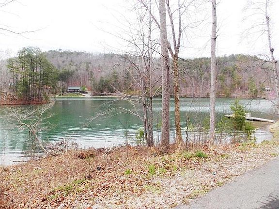 4th image of Laurel Lake Cir