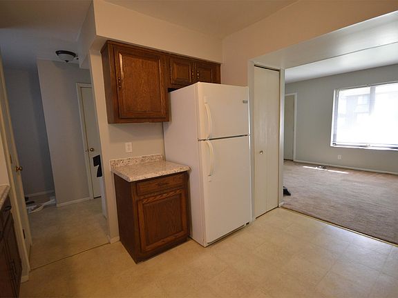 4th image of 216 Kilbuck St E #13