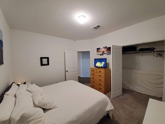 2nd image of 129 Escondido Cir #2